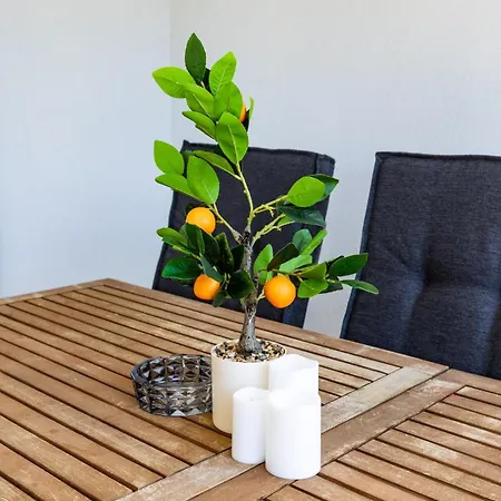 Lumaris Olive Garden Retreat 룸바르다